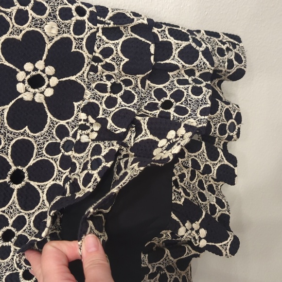 NWT Lafayette 148 Sz 8 Two Piece Blazer and Skirt Set - Picture 12 of 16